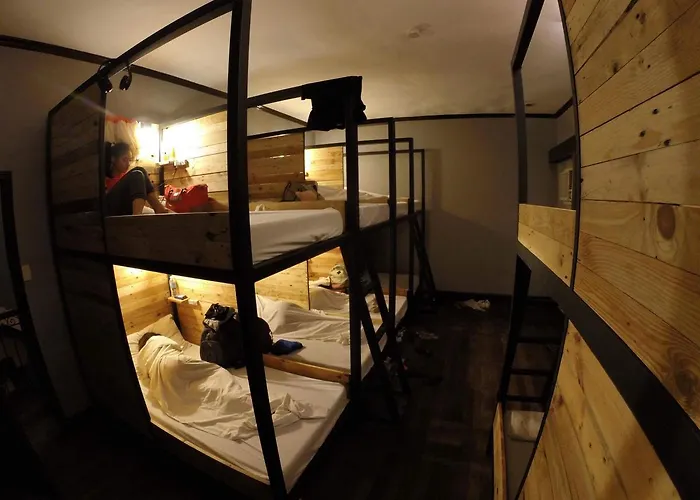 Seven Hostel